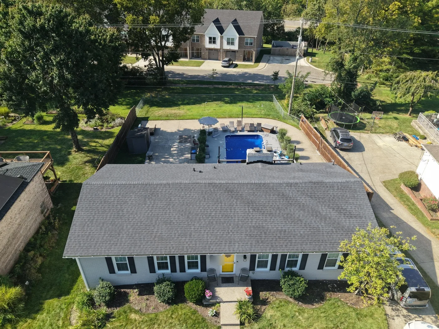 Aerial view of a Lexington ranch home with a new CertainTeed Landmark roof